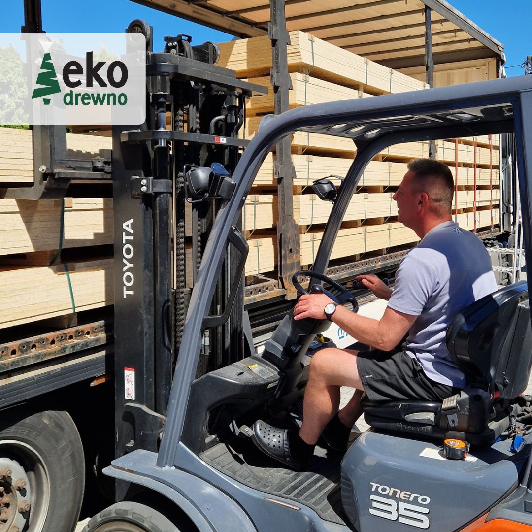 Holz aus Polen Swisskrono Kronopol Kronospan OSB Platten aus Polen stumpf. EKODREWNO