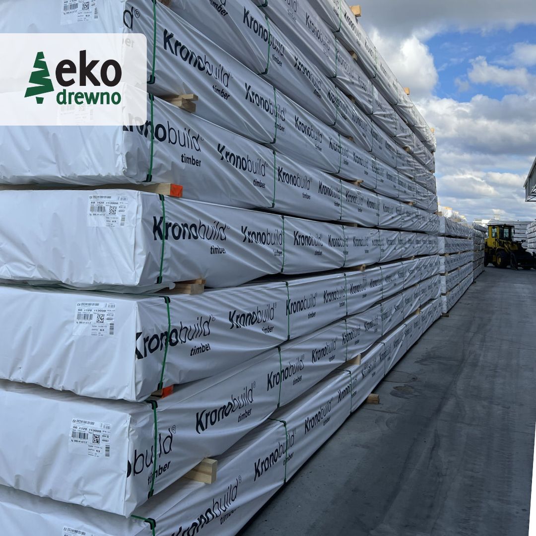 Kiefer KVH (Konstruktionsvollholz KVH) direkt aus Polen aus der polnischen Produktionswerk. Kiefer KVH, Festigkeitssortierung C24, keilgezinkt (KVZ), technisch getrocknet (KD), gehobelt, Standardlänge 13,00 m.