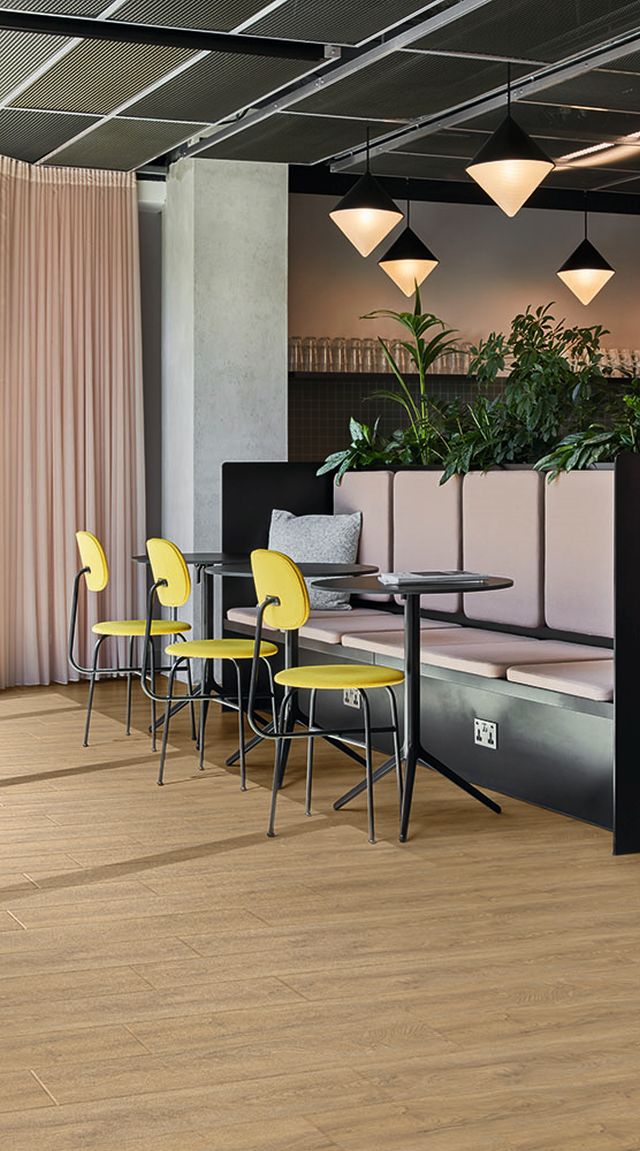 LVT-SAV-991083-Savannah-Oak-Polyflor-James-Halstead LVT-SAV-991083-Savannah-Oak-Polyflor-James-Halstead